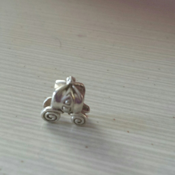 Pandora bead