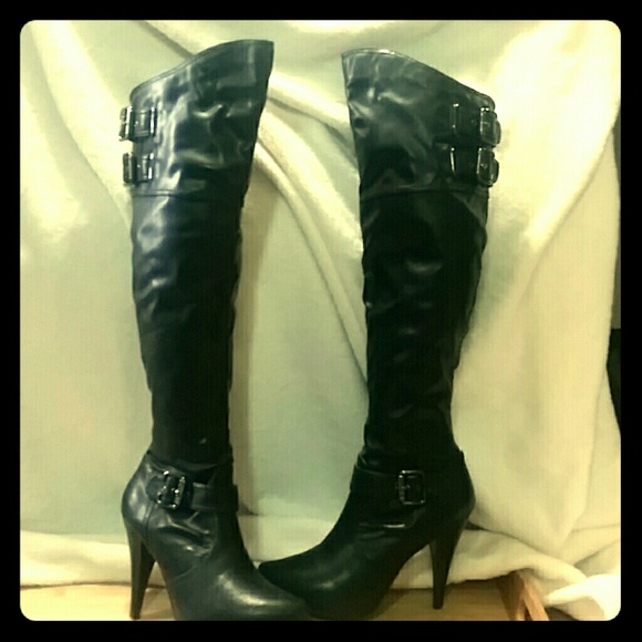 Sexy Black leather knee high boots