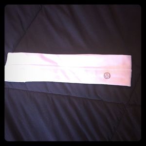 Fly away tamer headband