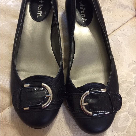 🎯SOLD🎯Black flats brand new - Picture 1 of 1