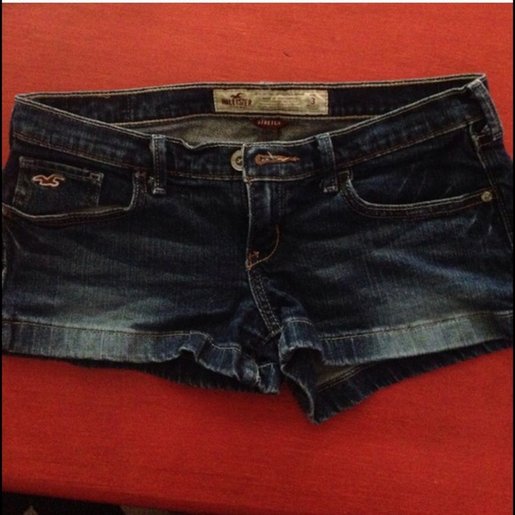Hollister Jean short
