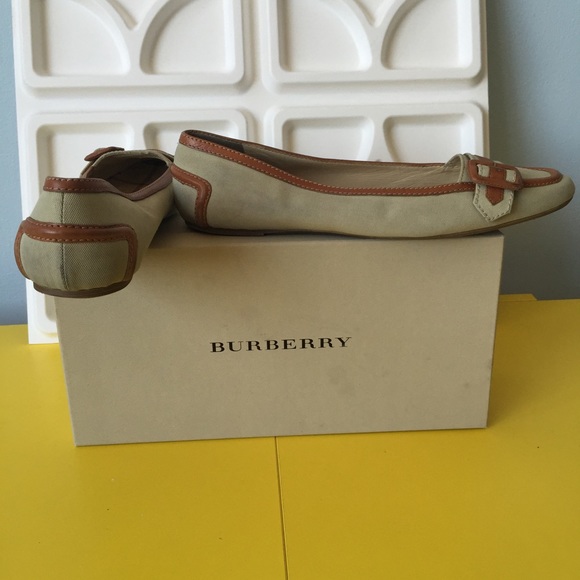 Burberry Leather and Canvas Trench Style Flats - Picture 2 of 4