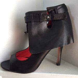 Matiko Cuffed Stilettos