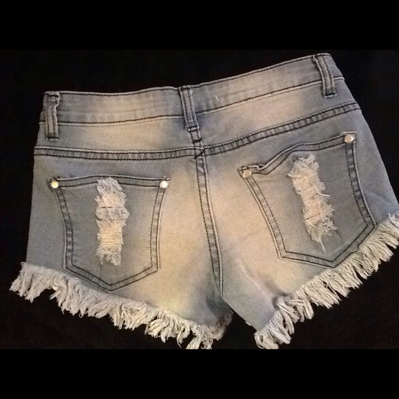 Reverse shorts from Karmaloop - Picture 4 of 4