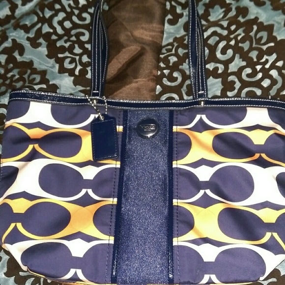Authentic Coach purse! BRAND NEW! (Small handbag)