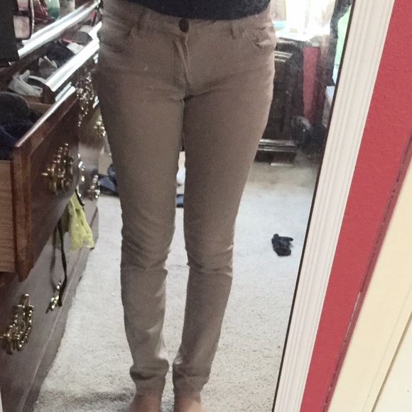 Skinny Khaki Pants 👖