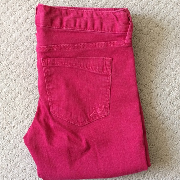 Express Red Jean Leggings 🍒