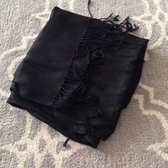 Black scarf