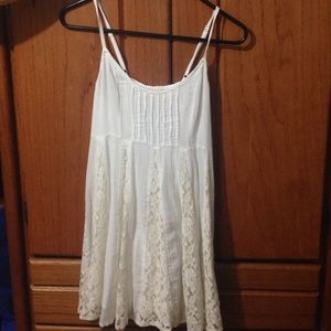 Hollister lace detailed dress