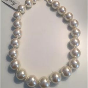 NWT Vintage Marvella Jumbo Pearl Necklace 16-18"