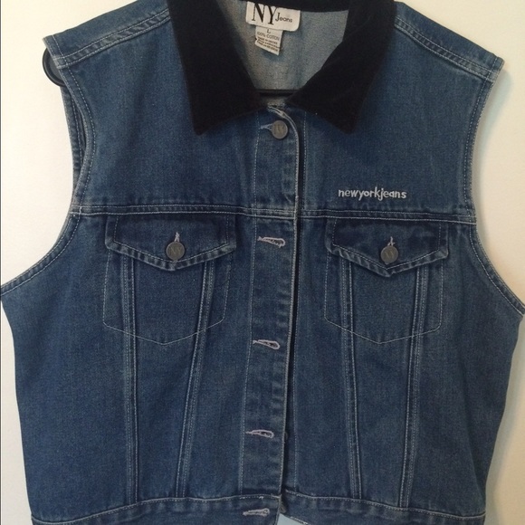 Vintage denim vest with velvet collar