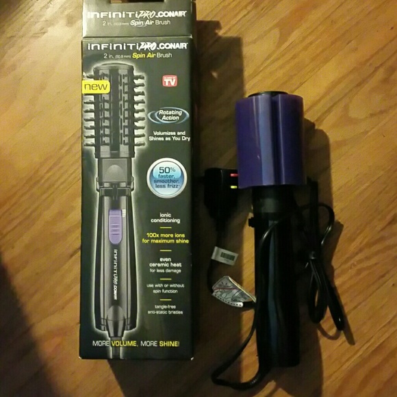 Infinity pro by conair 2 in spin air brush.