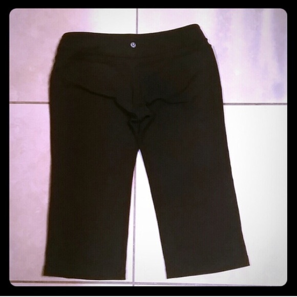 Lululemon crops