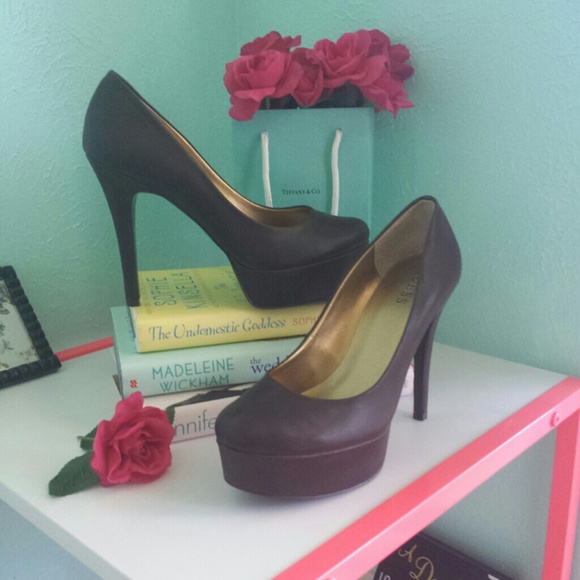 NEW Guess Heels - Brown - Picture 4 of 4