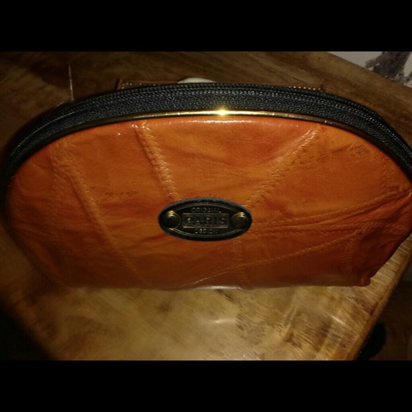 Purse - Picture 2 of 2