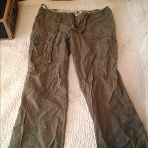 Roxy green cargo pants size 6/7