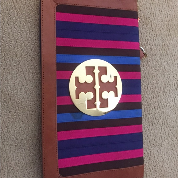 Tory burch clutch
