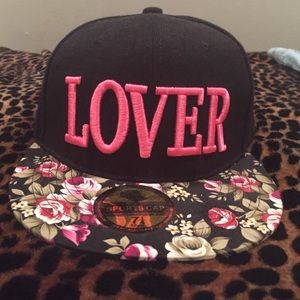 LOVER flora brim black hat