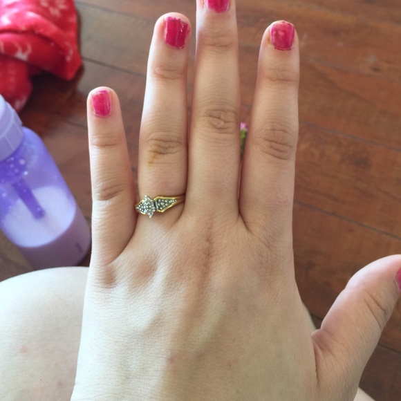 Gold plated engagment ring size 7 - Picture 1 of 4