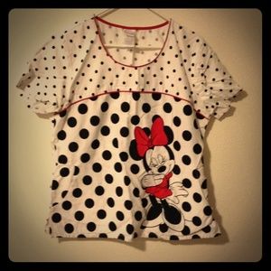 Minnie Mouse scrub top