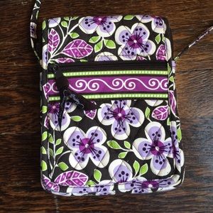 1 HOUR SALE!!!! Vera Bradley / Plum Petals Bag