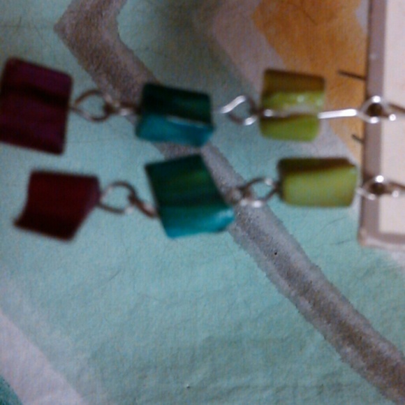 Earrings - Picture 2 of 4
