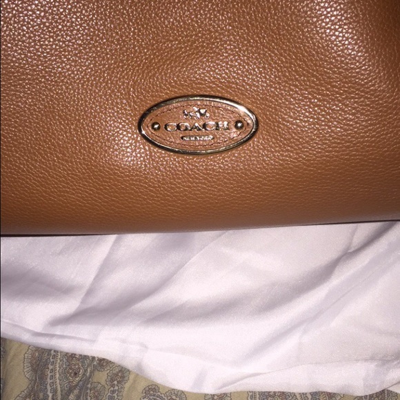 An authentic Coach Edie shoulder bag - Picture 2 of 3