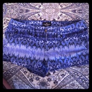 American Eagle Ikat printed shorts