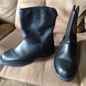 LA Canadienne Boots by Penshu Size 9