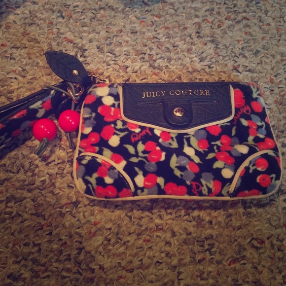 Juicy Couture Clutches & Wallets - Juicy Couture wristlet