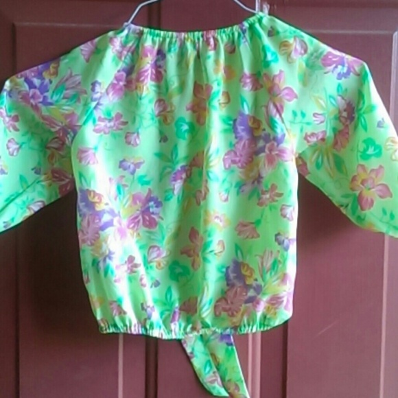 Girls Spring Blouse - Picture 3 of 3