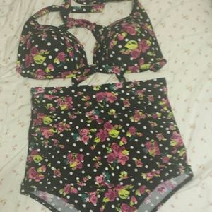 High waisted bikini