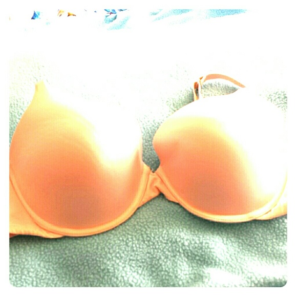 Light pink biofit Victoria's Secret 36C bra