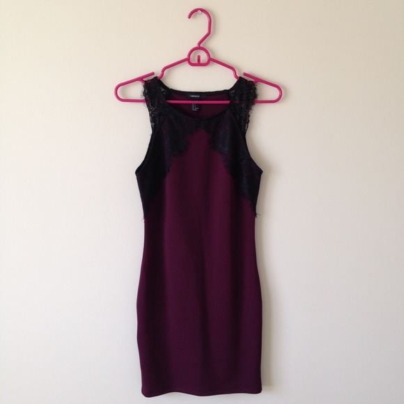 Maroon/Wine & Black Lace Bodycon Dress (Small) - Picture 1 of 2