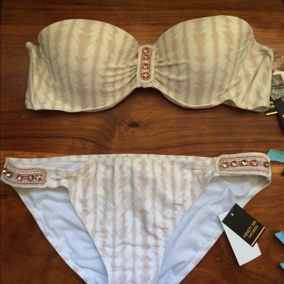 Bathing suit