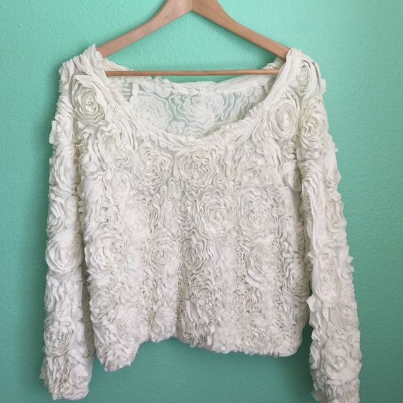 American Apparel 3D floral mesh sweater (white)