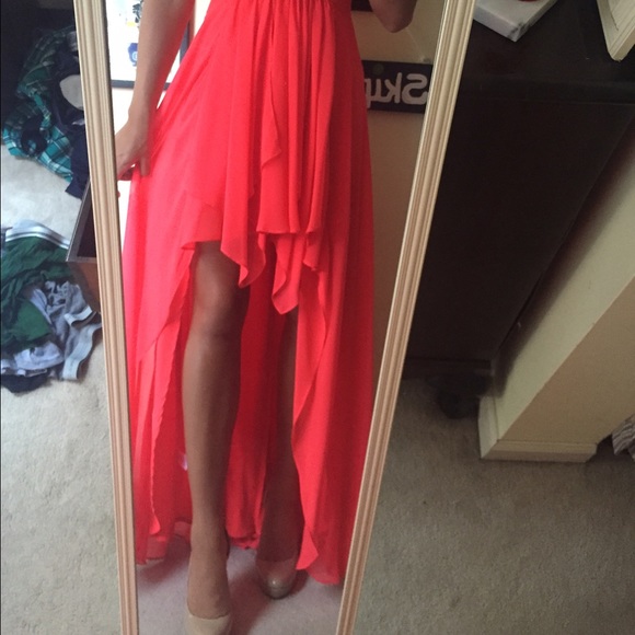 Coral prom dress - Picture 2 of 3