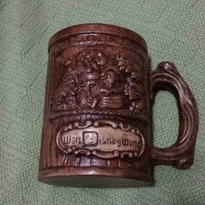 BUNDLE Walt Disney World mug, 3 starbucks,plates