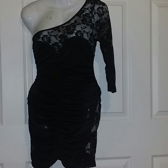Ruched Lace dress