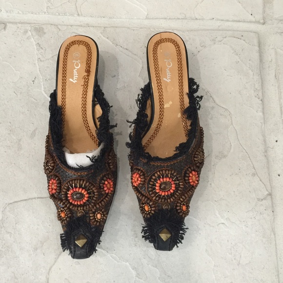 Black shoes with details / no box - Picture 1 of 4