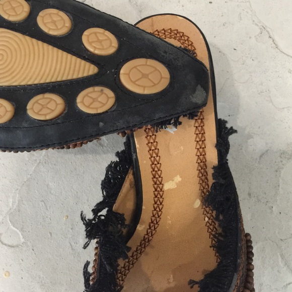 Black shoes with details / no box - Picture 3 of 4