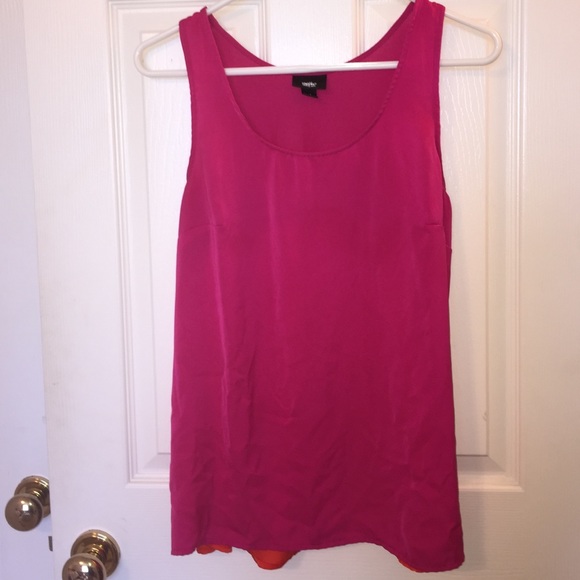 Pink tank top