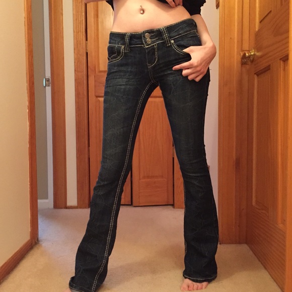Vanilla Star Jeans NWOT - Picture 3 of 4