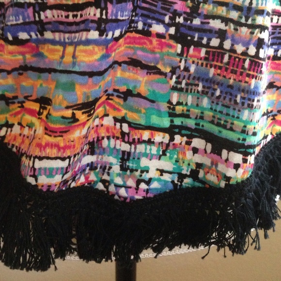 NWOT "Artemis" fringed top - Picture 2 of 2