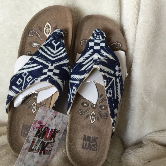 Mukluks Aztec Blue Cork Wedge Boho sandals. NWT.