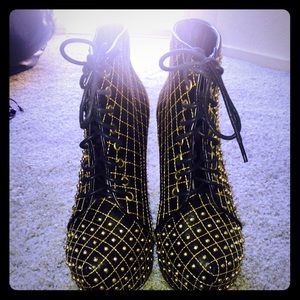 Gold & Black Charlotte Russe Platform Heels/Boots