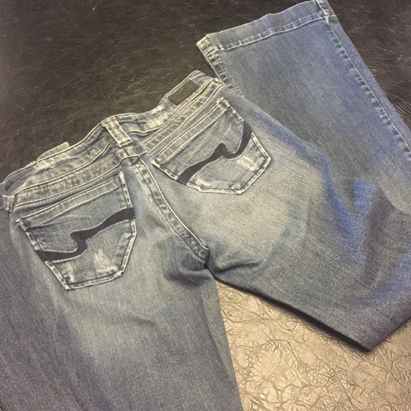 Boot cut blue jeans