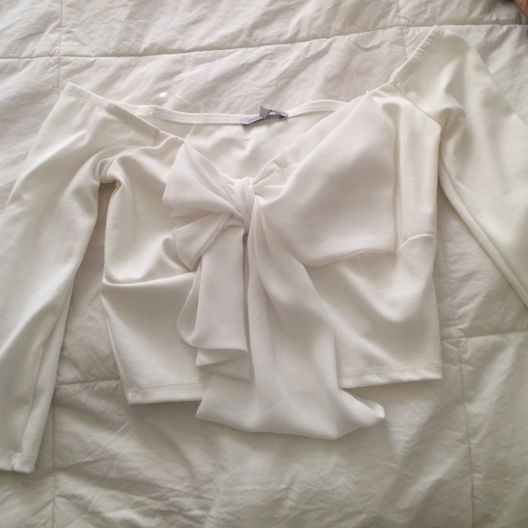 Bow crop top - Picture 1 of 1