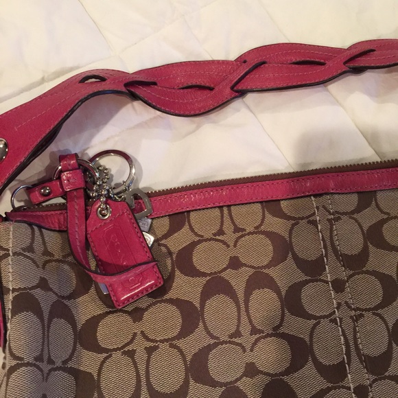 Coach Handbag - Picture 2 of 3