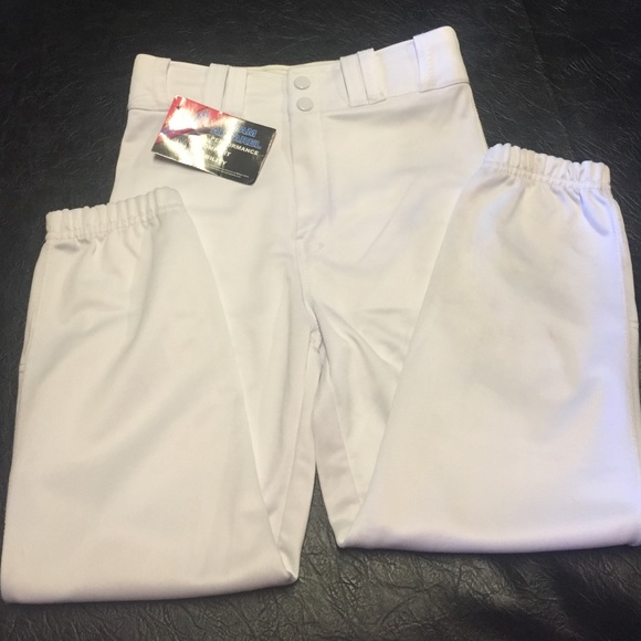 Youth baseball pants in white